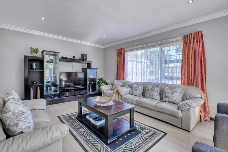 3 Bedroom Property for Sale in Walmer Downs Eastern Cape